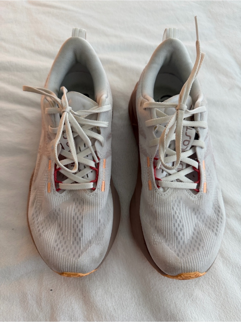 ASICS NovaBlast White/FawnMesh Running Shoes - Picture 3 of 7